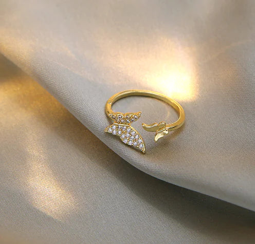 Copper Plated Gold Micro Inlaid Zircon Bee Ring
