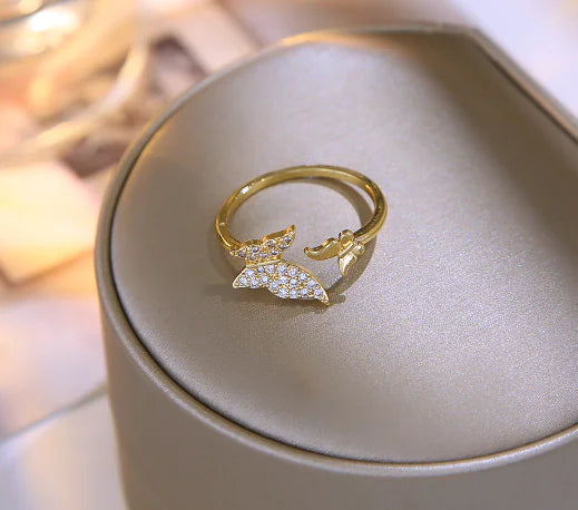 Copper Plated Gold Micro Inlaid Zircon Bee Ring