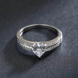 S925 Silver Luxurious Heart-Shaped Ring with Zircon